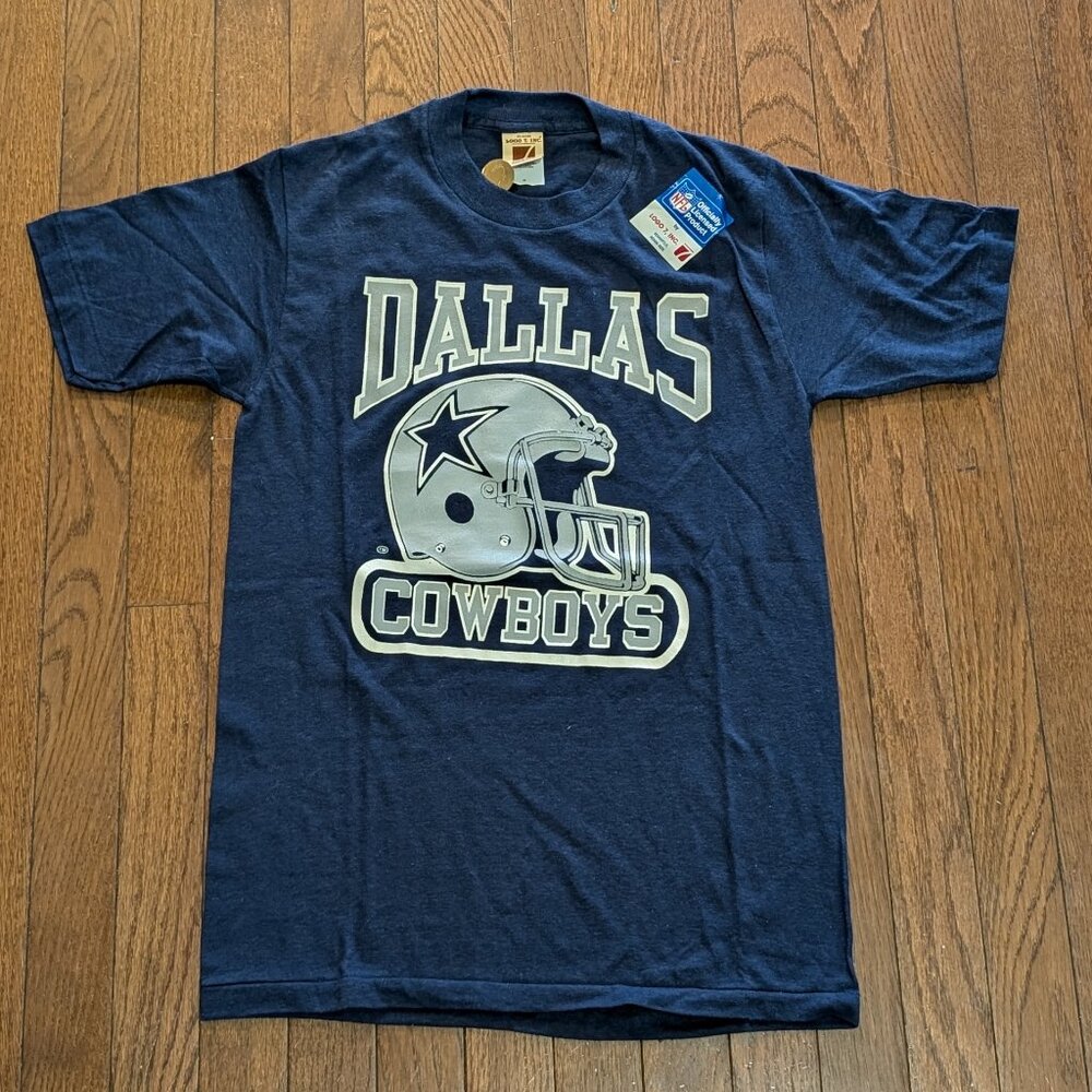 NWT Dallas Cowboys Logo 7 T-Shirt Made in USA - Size M (16.5x27)